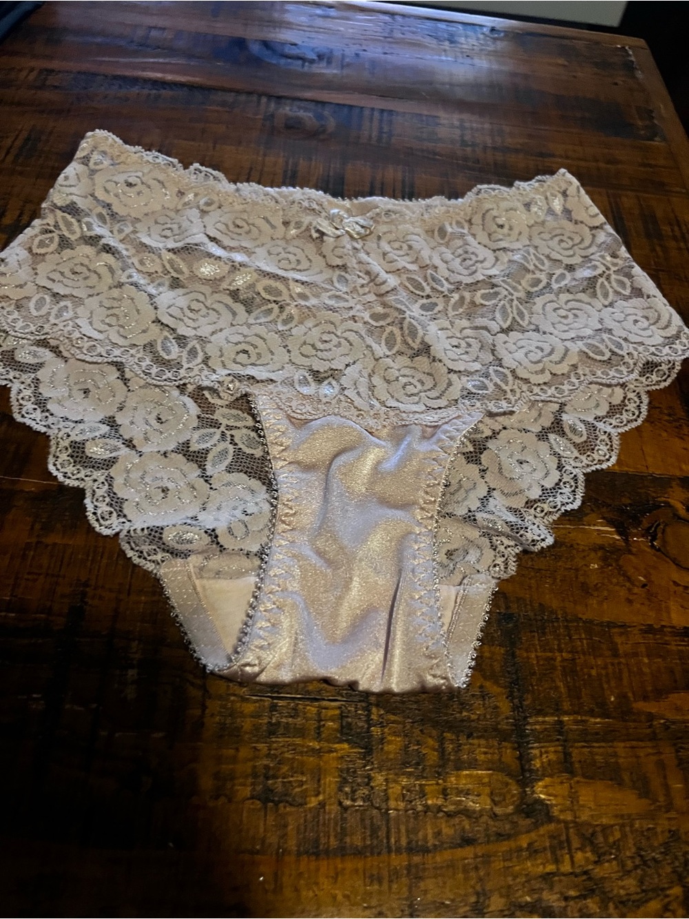 Lace High-Waist Bikini Panty in Light Pink